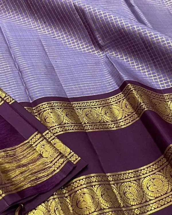 Light_Purple_Color_Luxury_Edition_Soft_Banarasi_Silk_Saree_with_Pure_Golden_Zari_Work_&_Classy_Bloue_Piece