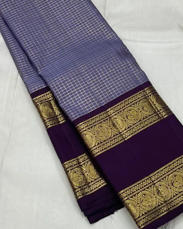 Light_Purple_Color_Luxury_Edition_Soft_Banarasi_Silk_Saree_with_Pure_Golden_Zari_Work_&_Classy_Bloue_Piece