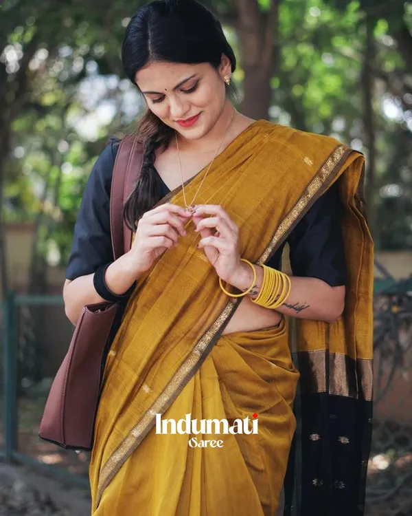 Mustard_Yellow_Color_Premium_Cotton_Silk_Saree_With_Classy_Blouse