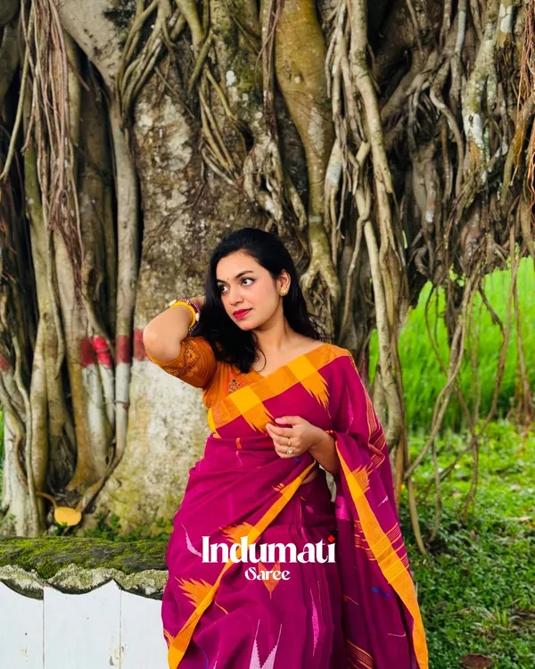 Rang_Surya_-_Pink_Linen_Saree_with_Yellow_Border_&_Design_with_Blouse_Piece