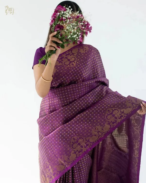 Purple_Color_Exclusive_Soft_Banarasi_Silk_Saree_with_Classy_Bloue_Piece