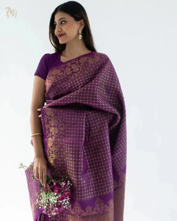 Purple_Color_Exclusive_Soft_Banarasi_Silk_Saree_with_Classy_Bloue_Piece