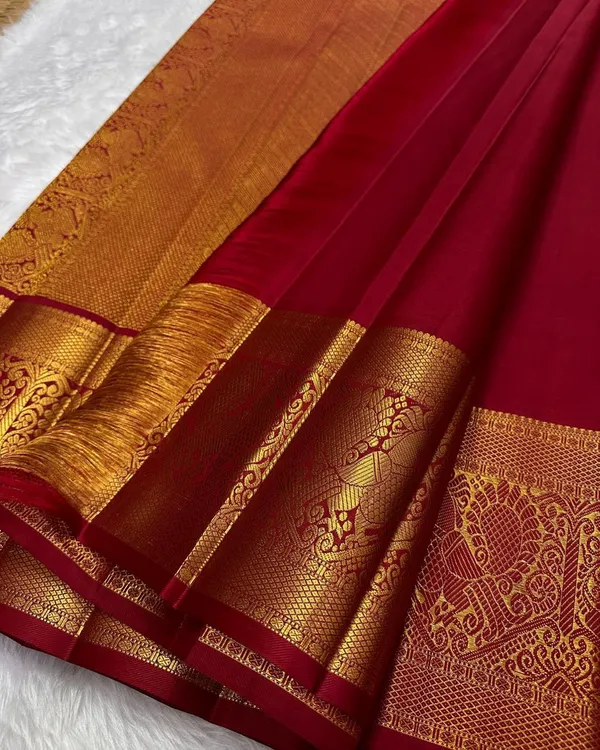 Red_Color_Just_Released_Soft_Banarasi_Silk_Saree_with_Pure_Golden_Zari_Work_&_Classy_Bloue_Piece