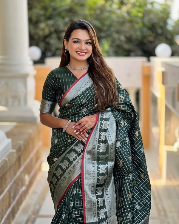 Green_Color_Recently_Added_Soft_Banarasi_Silk_Saree_with_Classy_Bloue_Piece