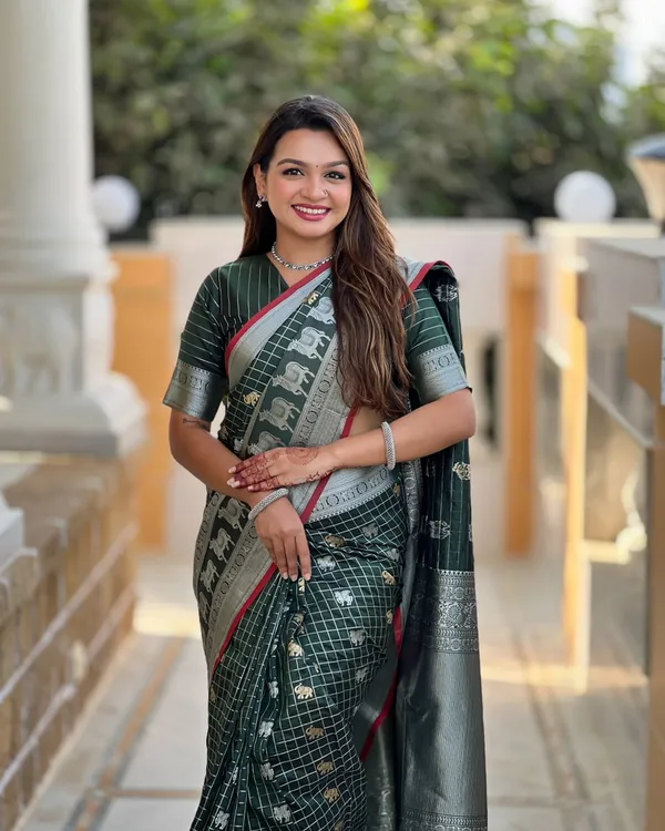 Green_Color_Recently_Added_Soft_Banarasi_Silk_Saree_with_Classy_Bloue_Piece