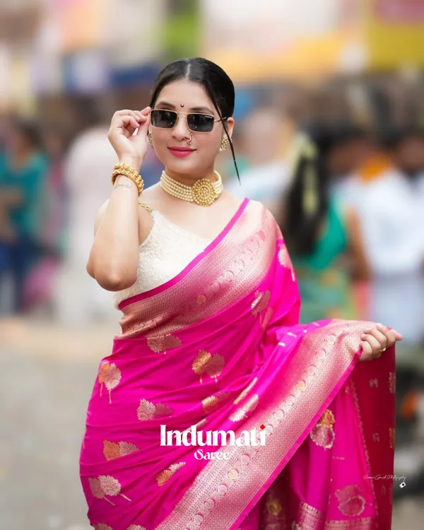 Pink_Color_Color_Just_Soft_Banarasi_Silk_Saree_with_Classy_Blouse_Piece