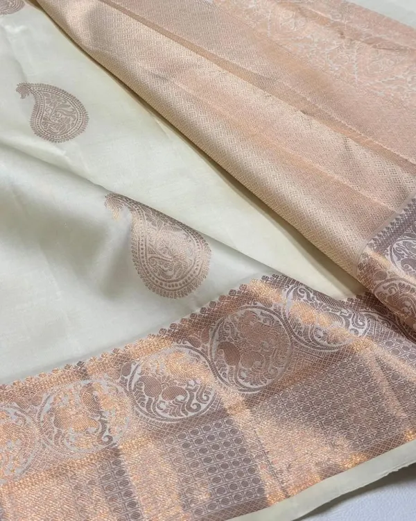 Cream_Color_Updated_Edition_Soft_Banarasi_Silk_Saree_with_Pure_Golden_Zari_Work_&_Classy_Bloue_Piece