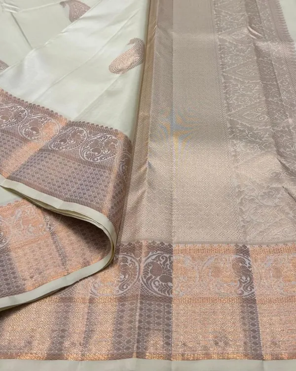 Cream_Color_Updated_Edition_Soft_Banarasi_Silk_Saree_with_Pure_Golden_Zari_Work_&_Classy_Bloue_Piece