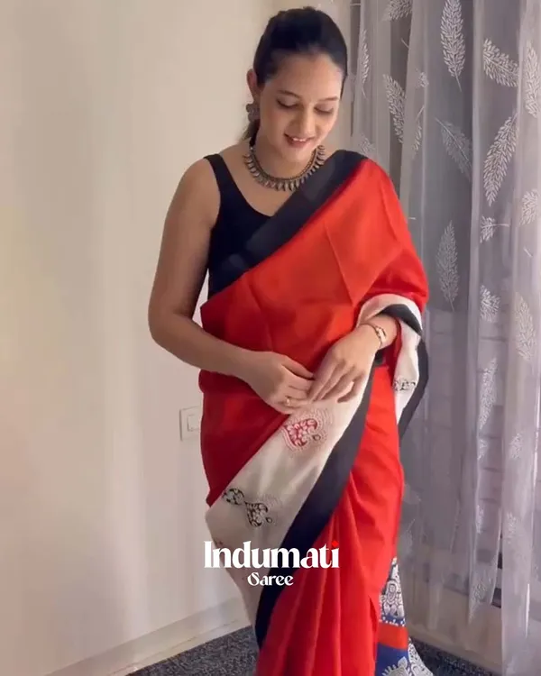 Ruby_Fade_-_Red_Linen_Saree_with_Black_Highlights_&_Blouse