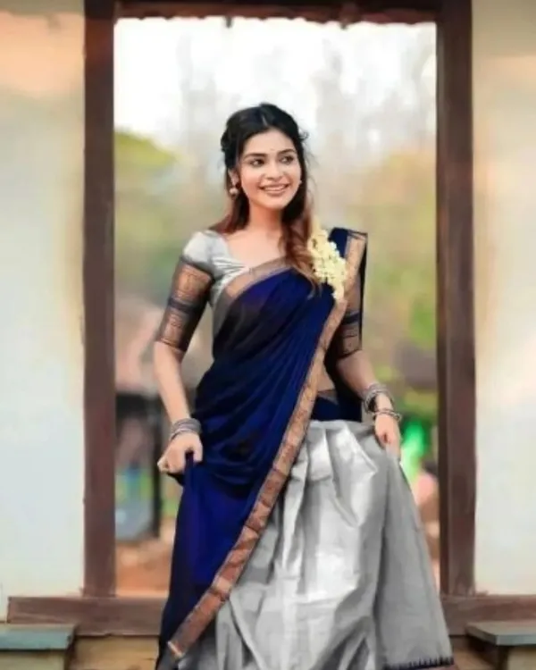 Blue_And_Grey_Color_Kanchipuram_Zari_Weaving_Half_Saree_With_Blouse__Silk_Dupatta