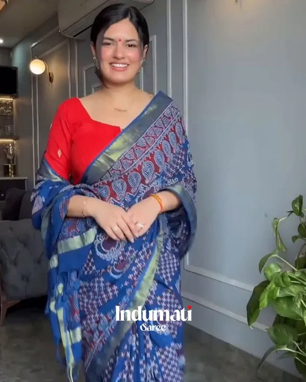 Ocean_Flame_-_Navy_Blue_Linen_Saree_with_Fiery_Red_Blouse