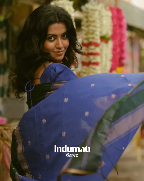 Green_And_Blue_Premium_Cotton_Silk_Saree_With_Classy_Blouse_and_tassels