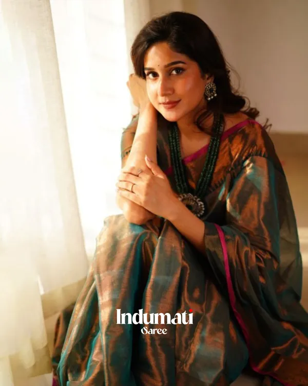 Teal_Grey_Tissue_Cotton_Saree_with_Copper_Border_&_Pink_Piping,_With_Blouse_Piece