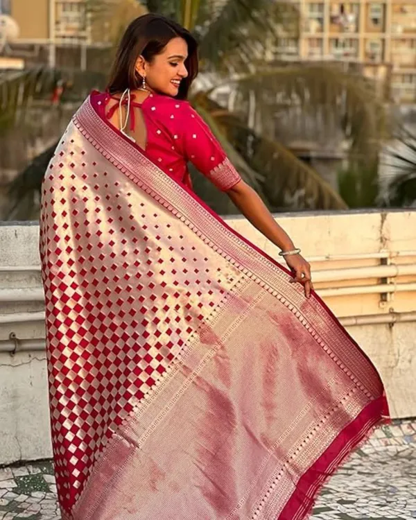 Red_Color_In_Demand_Soft_Banarasi_Silk_Saree_with_Classy_Bloue_Piece