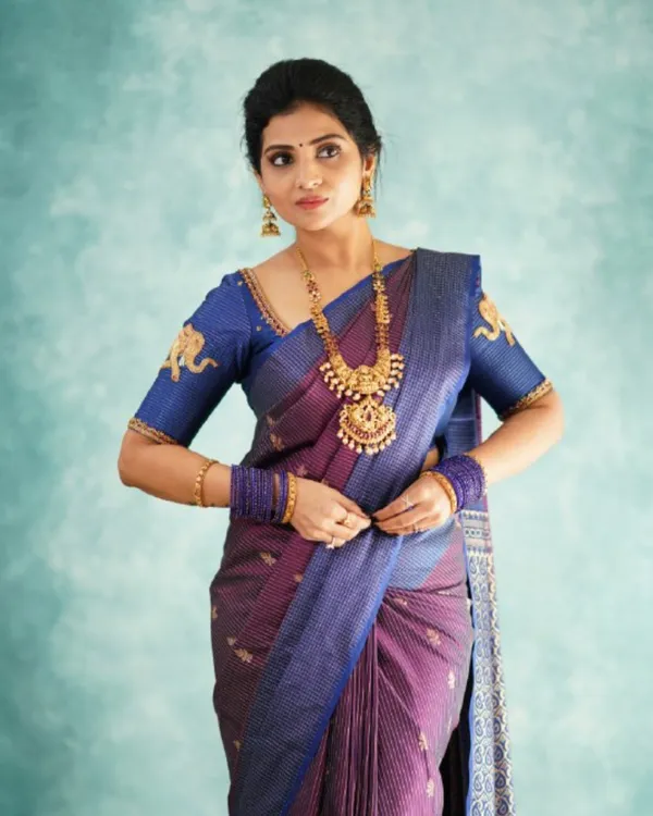 Purple_Color_Exclusive_Soft_Banarasi_Silk_Saree_with_Classy_Bloue_Piece