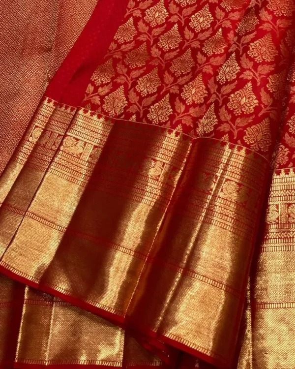 Red_Color_Viral_Pick_Soft_Banarasi_Silk_Saree_with_Pure_Golden_Zari_Work_&__Classy_Bloue_Piece