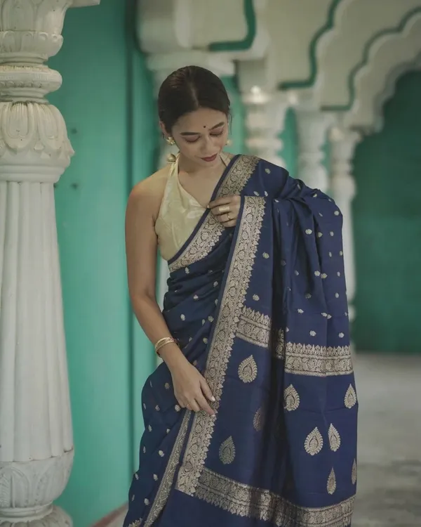 Blue_Color_Best_Seller_Soft_Banarasi_Silk_Saree_with_Classy_Bloue_Piece
