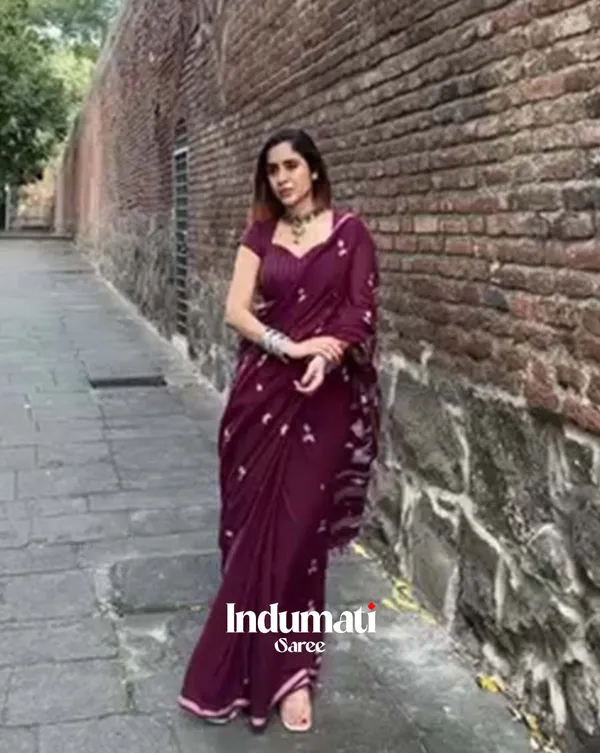 Neelaab_-_Regal_Purple_Saree_with_Matching_Blouse_Piece
