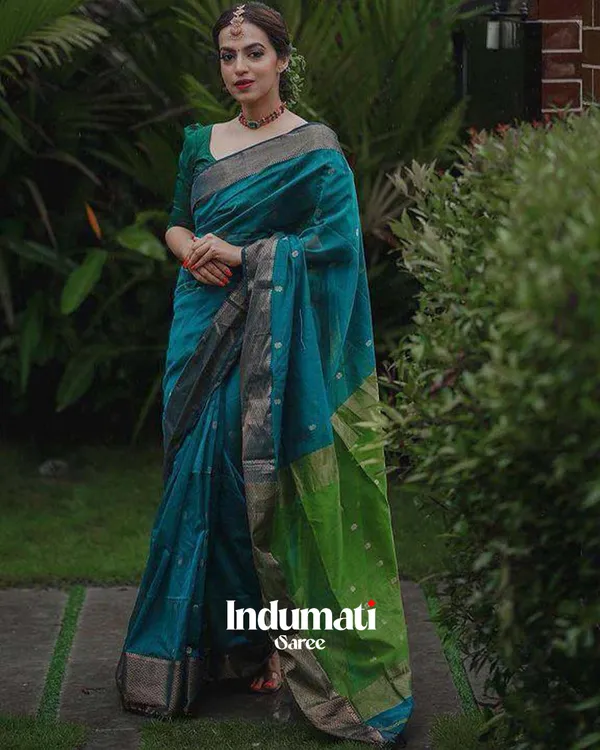 Rama_Color_Premium_Cotton_Silk_Saree_With_Classy_Blouse_and_tassels