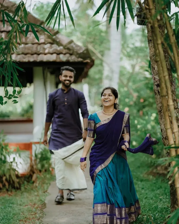 Blue_And_Bottle_Blue_Color_Kanchipuram_Zari_Weaving_Half_Saree_With_Blouse__Silk_Dupatta