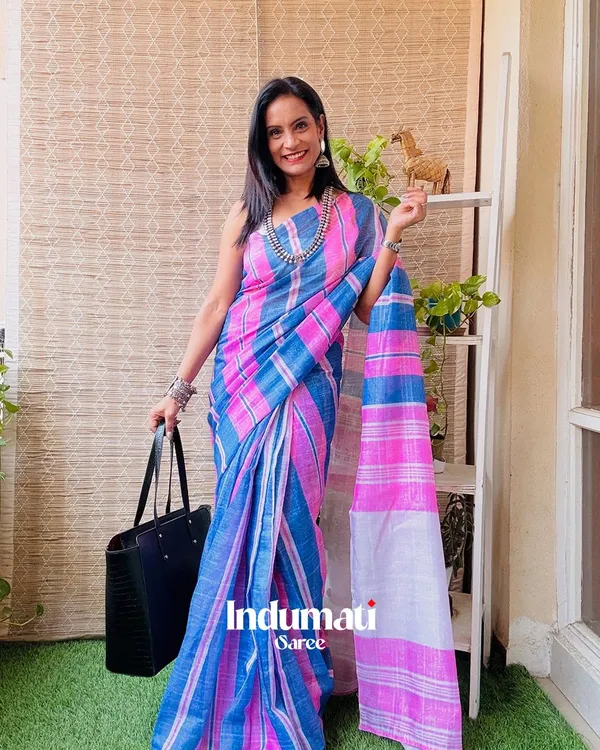 Neel_Gulabi_-_Blue_and_Pink_Saree_with_White_Contrast_Blouse