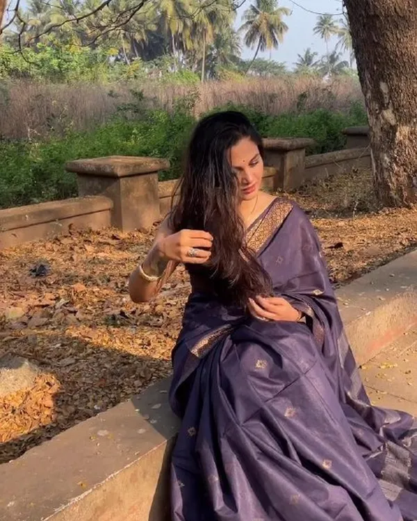 Purple_Color_Viral_Pick_Soft_Banarasi_Silk_Saree_with_Classy_Bloue_Piece