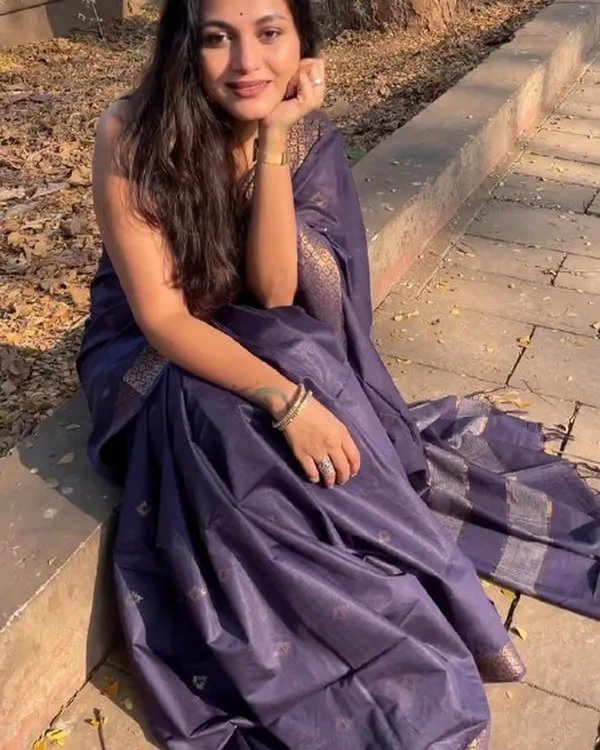 Purple_Color_Viral_Pick_Soft_Banarasi_Silk_Saree_with_Classy_Bloue_Piece