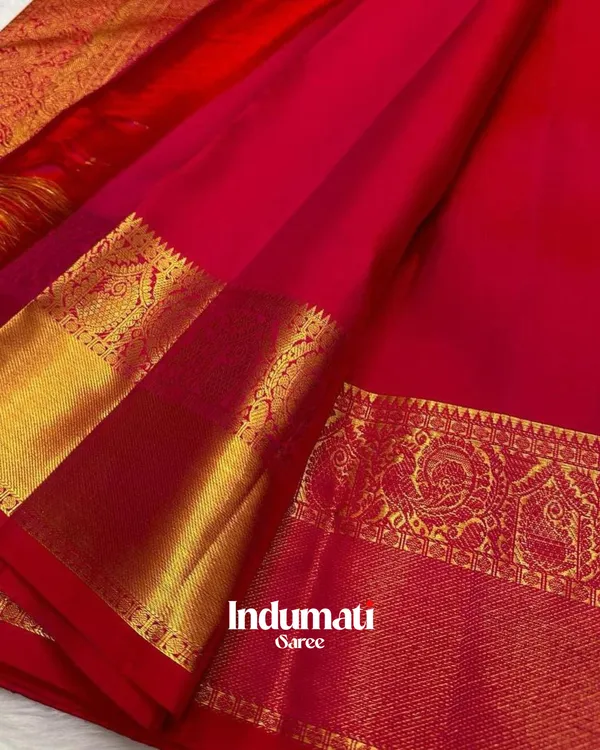 Red_Color_Customer_Favorite_Soft_Banarasi_Silk_Saree_with_Pure_Golden_Zari_work_&_Classy_Blouse_Piece