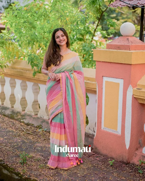 Sunlit_Bloom_-_Yellow,_Green_&_Pink_Stripe_Linen_Saree_with_Blouse_Piece