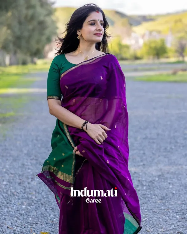 Purple_And_Green_Premium_Cotton_Silk_Saree_With_Classy_Blouse_and_tassels