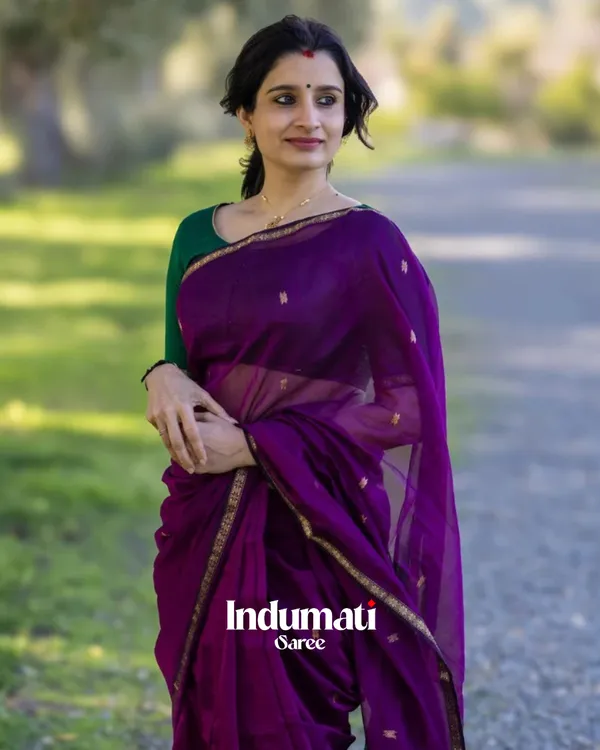 Purple_And_Green_Premium_Cotton_Silk_Saree_With_Classy_Blouse_and_tassels