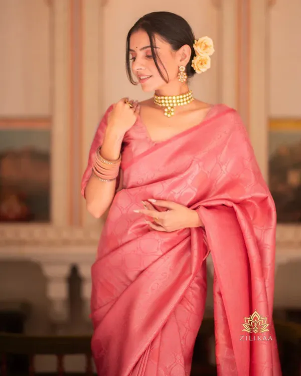 Light_Pink_Color_Viral_Pick_Soft_Banarasi_Silk_Saree_with_Classy_Bloue_Piece