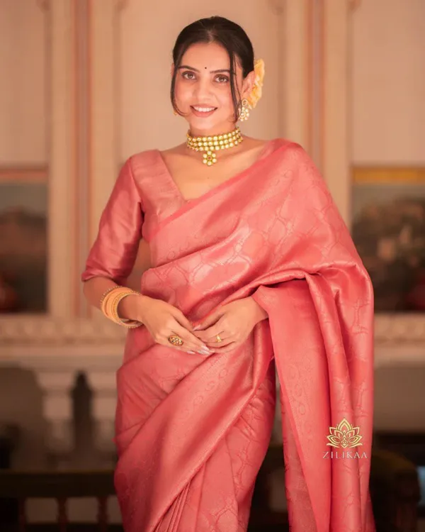 Light_Pink_Color_Viral_Pick_Soft_Banarasi_Silk_Saree_with_Classy_Bloue_Piece