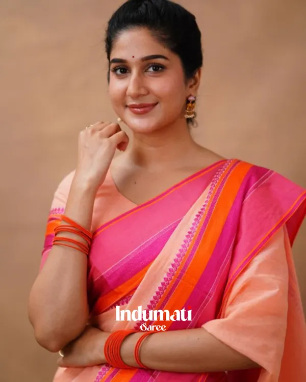 Peach_Pink_Mulmul__Cotton_Saree_with_Vibrant_Contrast_Border_&_Blouse_Piece