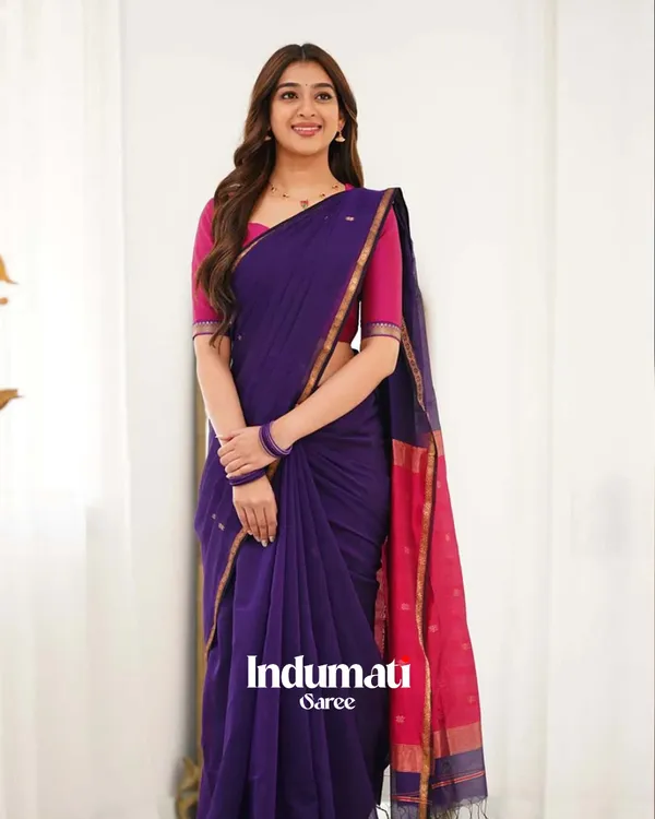 Navy_Blue_Color_Premium_Cotton_Silk_Saree_With_Classy_Blouse_and_tassels