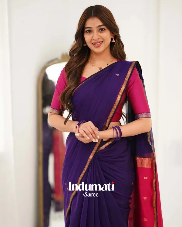 Navy_Blue_Color_Premium_Cotton_Silk_Saree_With_Classy_Blouse_and_tassels