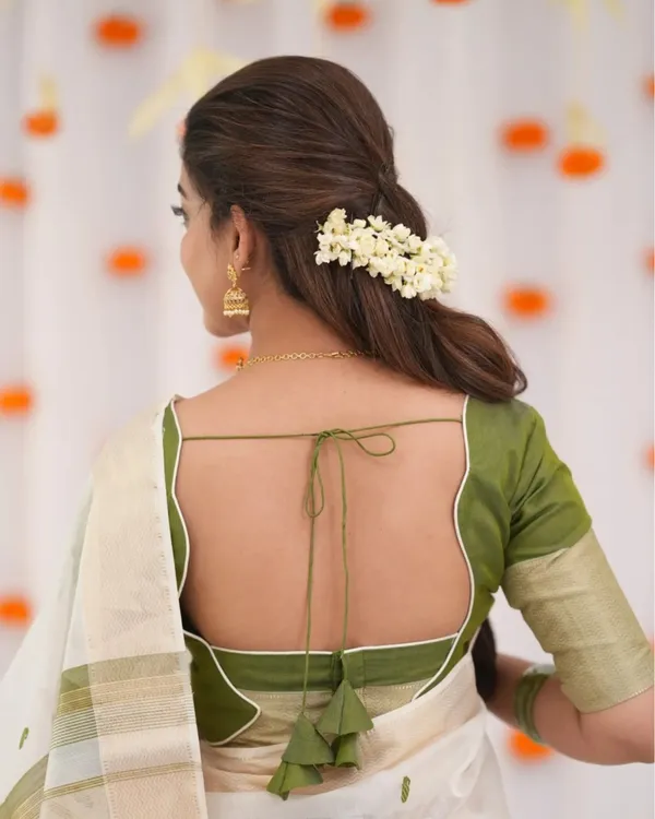 White_Color_Recent_Release_Soft_Banarasi_Silk_Saree_with_Classy_Green_Color_Blouse_Piece