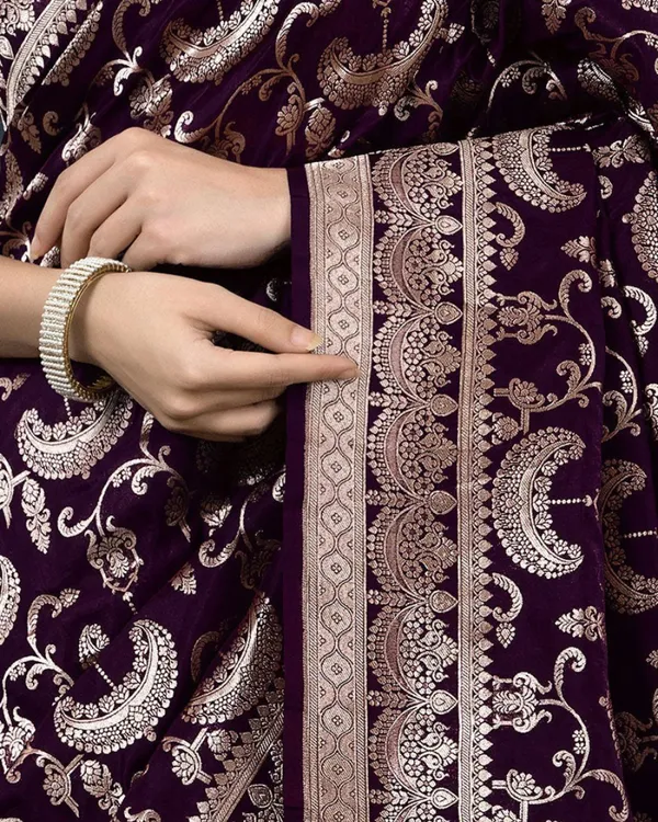 Purple_Color_Elite_Pick_Soft_Banarasi_Silk_Saree_with_Classy_Bloue_Piece