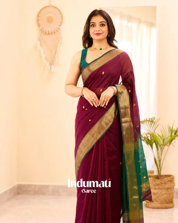 Maroon_Color_Premium_Cotton_Silk_Saree_With_Classy_Blouse_and_tassels