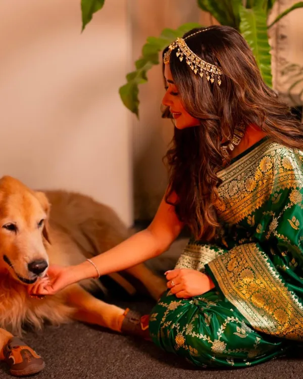 Green_Color_Just_Released_Soft_Banarasi_Silk_Saree_with_Classy_Bloue_Piece