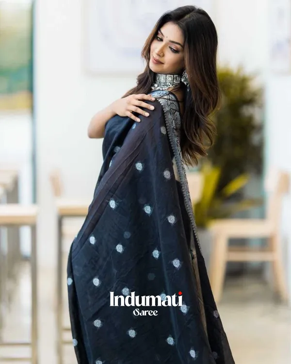 Black_Color_Premium_Cotton_Silk_Saree_With_Classy_Blouse