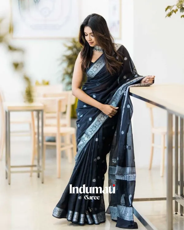Black_Color_Premium_Cotton_Silk_Saree_With_Classy_Blouse