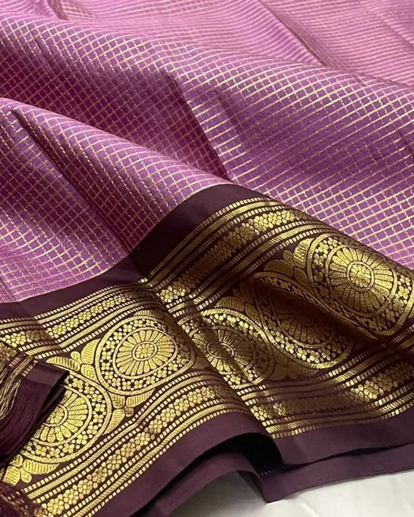 Light_Purple_Color_Elite_Pick_Soft_Banarasi_Silk_Saree_with_Pure_Golden_Zari_Work_&_Classy_Bloue_Piece