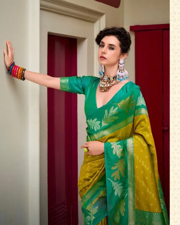Yellow_And_Light_Green_Color_Elite_Pick_Soft_Banarasi_Silk_Saree_with_Classy_Bloue_Piece