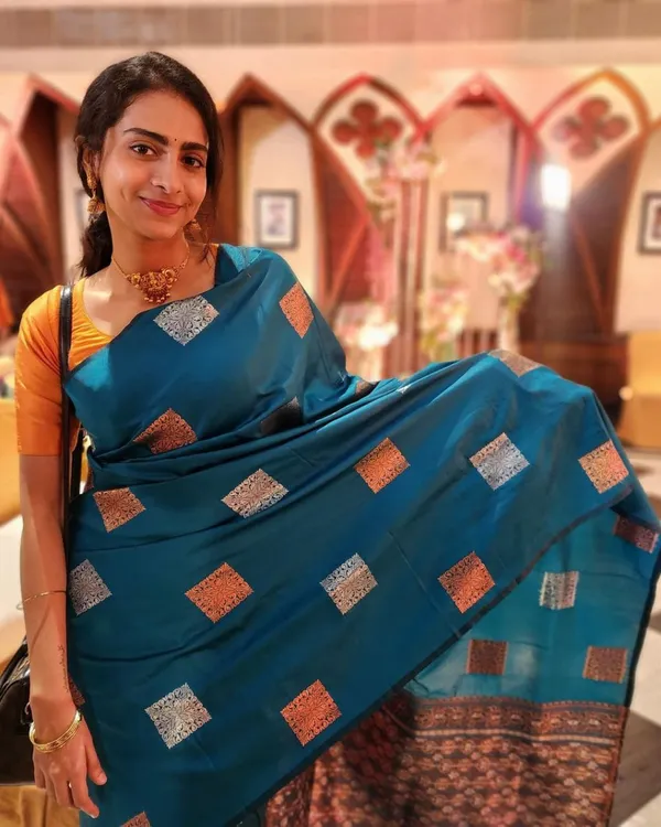 Bottle_Blue_Color_Latest_Arrival_Soft_Banarasi_Silk_Saree_with_Classy_Bloue_Piece