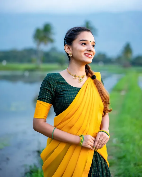 Yellow_And_Green__Color_Kanchipuram_Zari_Weaving_Half_Saree_With_Blouse__Silk_Dupatta