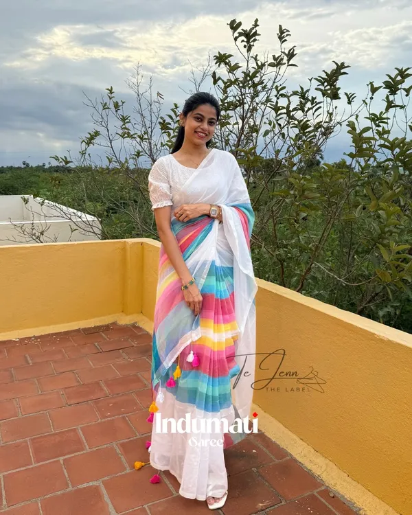 Megh_Dhanush_-_White_Linen_Saree_with_Rainbow_Stripes_&_Blouse_Piece