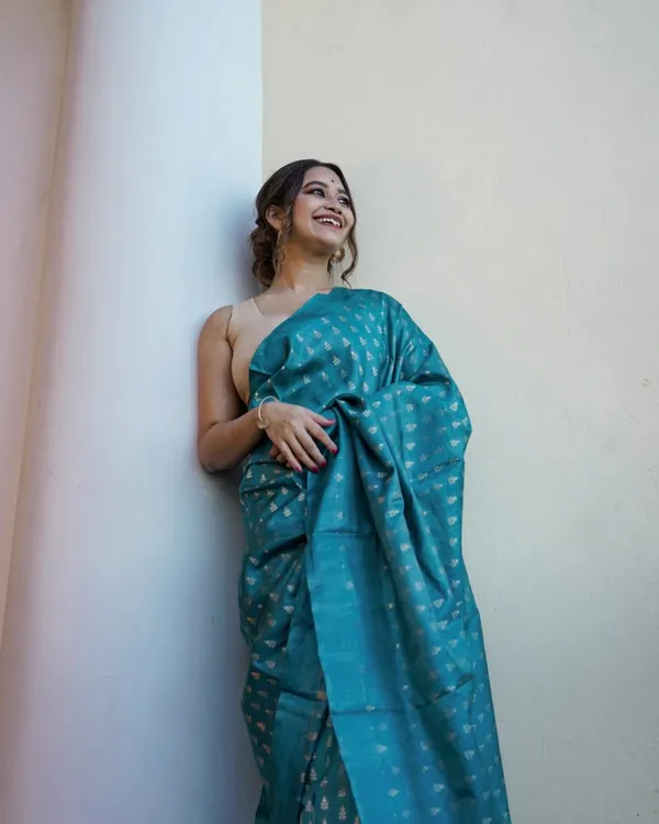 Bottle_Blue_Color_Most_Wanted_Soft_Banarasi_Silk_Saree_with_Classy_Bloue_Piece