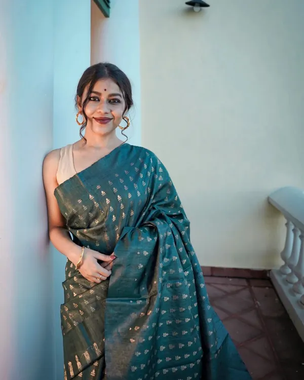 Bottle_Blue_Color_Most_Wanted_Soft_Banarasi_Silk_Saree_with_Classy_Bloue_Piece
