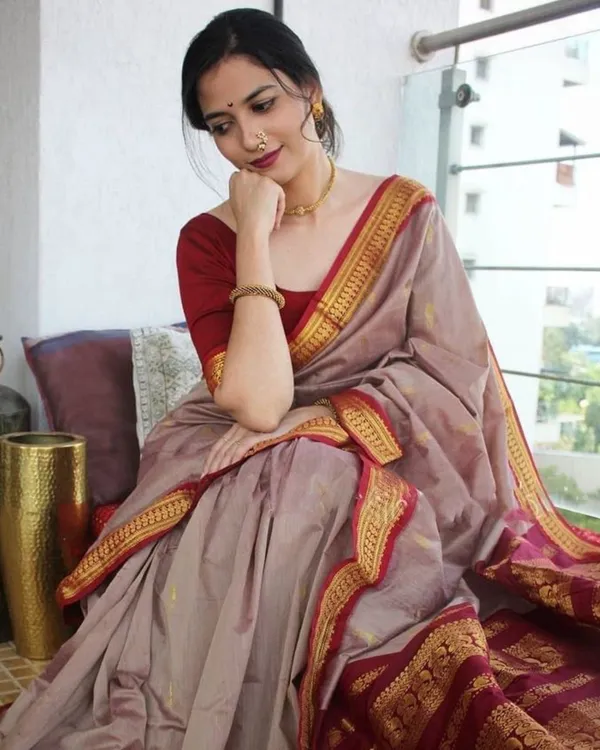 Beige_Color_Top_Tier_Soft_Banarasi_Silk_Saree_with_Classy_Bloue_Piece